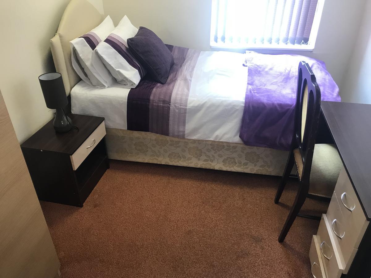 Appartement Adelaide House à Luton  Extérieur photo