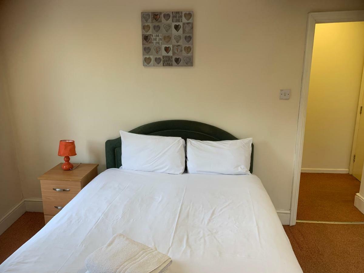 Appartement Adelaide House à Luton  Extérieur photo