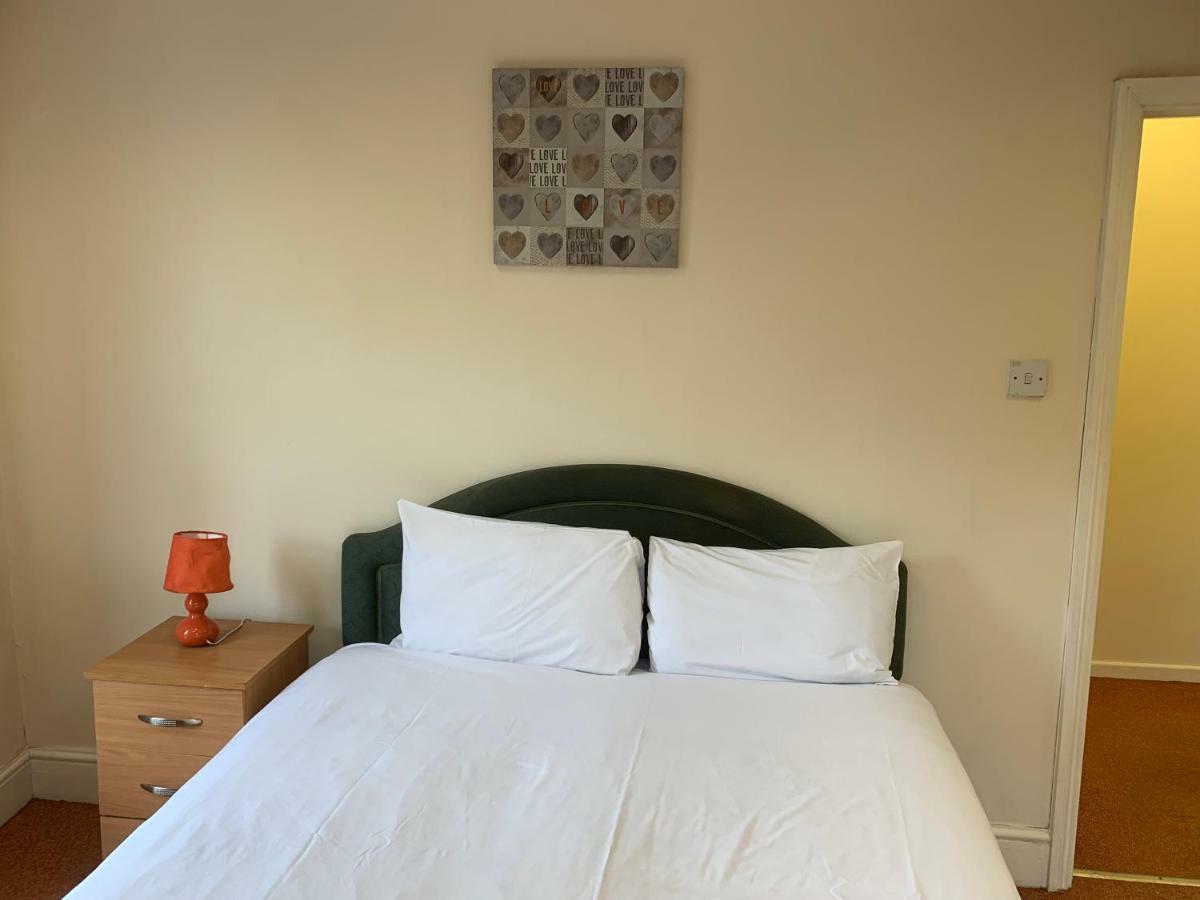 Appartement Adelaide House à Luton  Extérieur photo